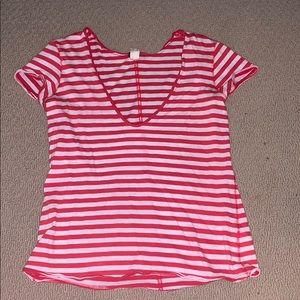 Horizontal stripped tee